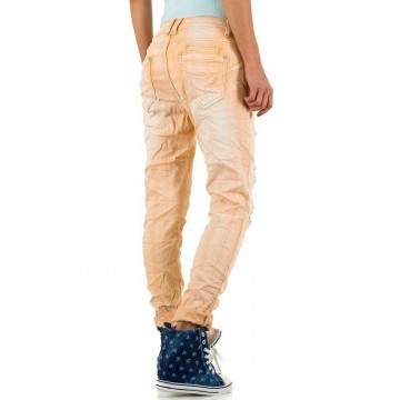 Boyfriend jeans strass studs scheuren abrikoos