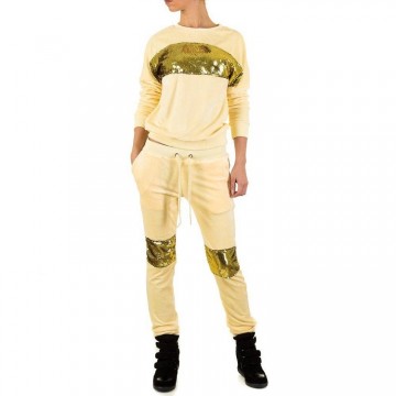 Huispak joggingpak pailletten beige zacht geel