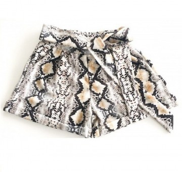 Korte broek slangenprint beige