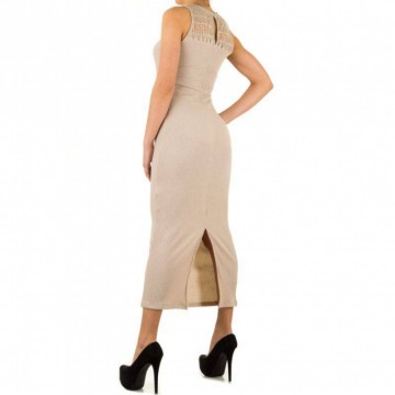 Lange dames jurk fijn gebreid met kant beige