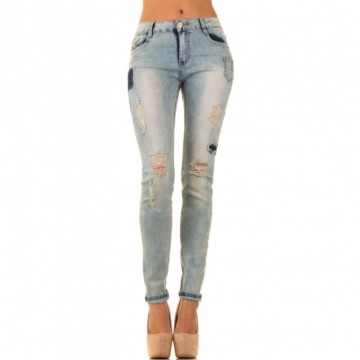 Jeans spijkerbroek scheuren licht blauw